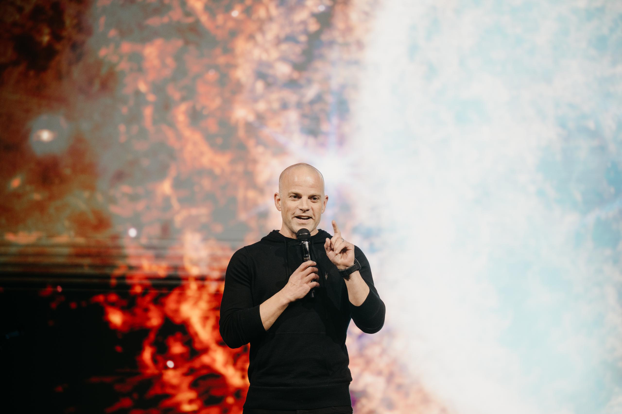 rox_1826-media