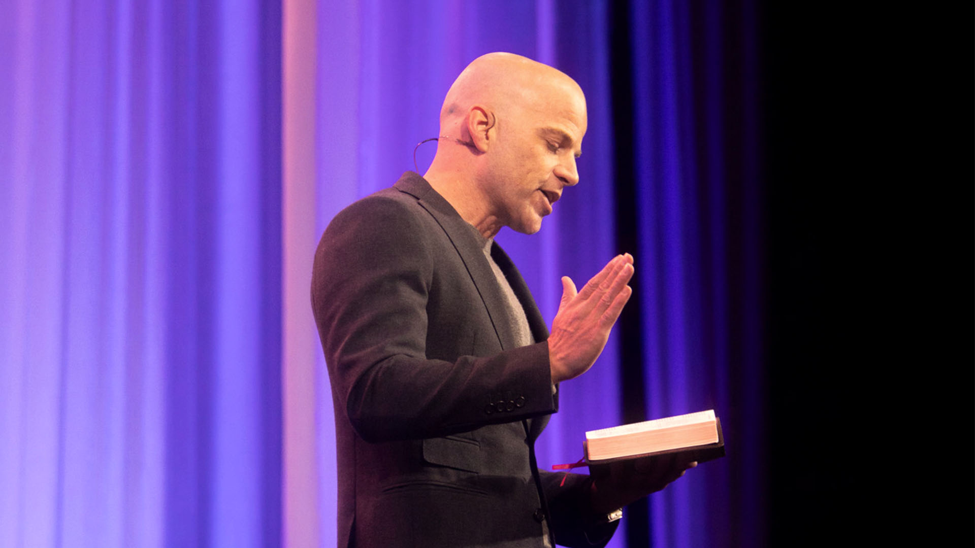 sar24-015-12-24-24-yt-talk-dc-website-photo-jpg